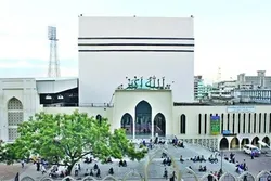 যার উদ্যোগে তৈরি হয়েছিল বায়তুল মোকাররম মসজিদ