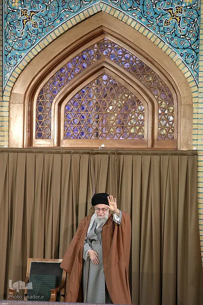 سخنرانی رهبر انقلاب در اجتماع عظیم زائران و مجاوران حرم مطهر رضوی(ع)