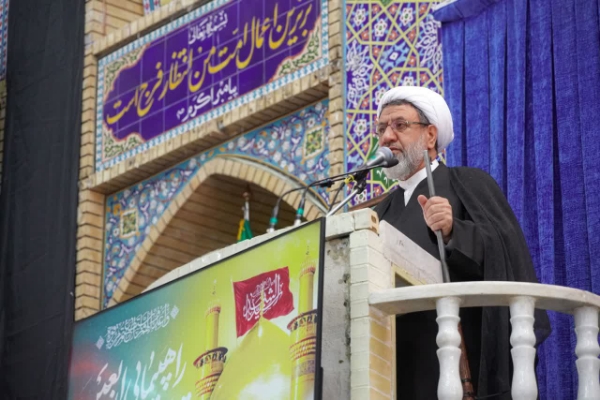 حجت الاسلام والمسلمین حسن علیدادی‌سلیمانی نماینده ولی‌فقیه در استان و امام جمعه کرمان
