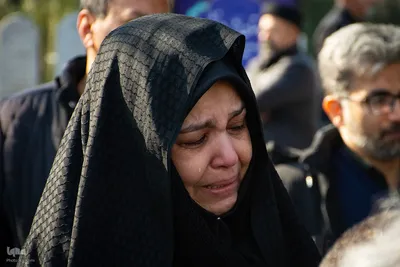 تشییع پیکر استاد امیرهوشنگ جزی‌زاده در اصفهان