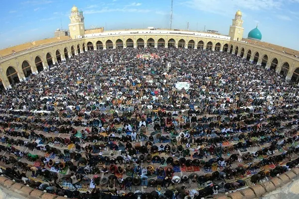 بالصور...إقامة صلاة الجمعة الموحدة لاتباع التيار الصدري