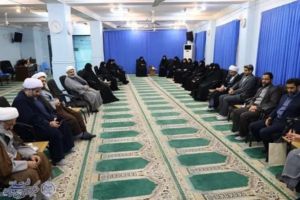 آیین تجلیل از دست‌اندرکاران کنگره بزرگداشت علامه مصباح یزدی (ره)