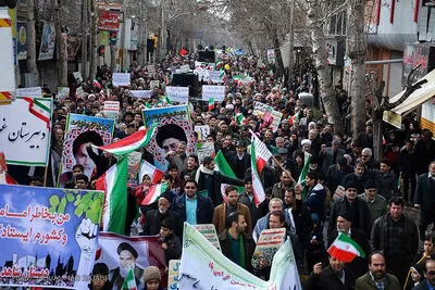 شکوه چهل سالگی در محلات