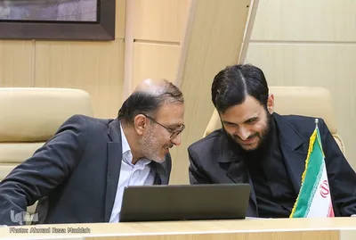 نشست تعامل با فعالان قرآنی استان فارس