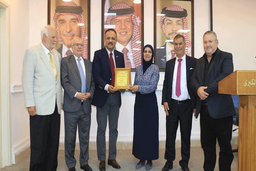 محاضرة دينية بالأردن عن الإعجاز الرقمي في القرآن محاضرة دينية بالأردن عن الإعجاز الرقمي في القرآن