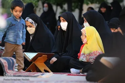گردهمایی ۶۰۰ حافظ قرآن در آرامگاه حافظ‎‎