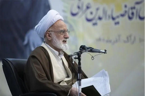 حوزه‌های علمیه در تبیین تاریخ اسلام توانمند باشند