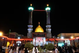 مراسم عزاداری چهارمین شب دهه اول محرم در صحن امام حسین(ع) حرم مطهر حضرت عبدالعظیم حسنی(ع) در شهر ری