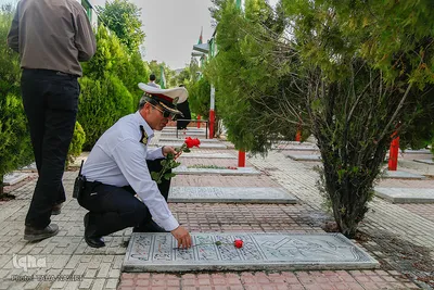 گلباران مزار شهدا به مناسبت سالروز آزاد سازی خرمشهر