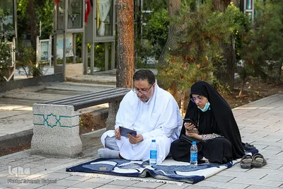 مراسم دعای پرفیض عرفه در گلزار شهدا