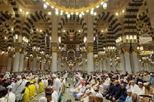 تشرف 5 میلیون زائر طی هفته به مسجدالنبی(ص)