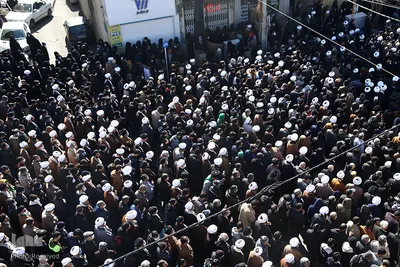 Qom nimmt Abschied von Ayatollah Safi Golpaygani