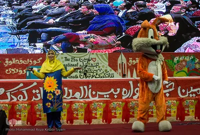رونمایی از المان جشنواره بین‌المللی تئاتر کودک و نوجوان در همدان