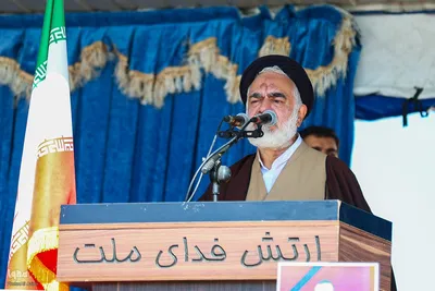 مراسم تشییع پیکر شهدای حادثه سقوط بالگرد در اصفهان