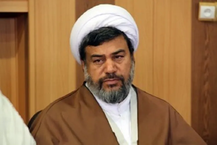 حداقل دو هفته‎ یکبار نماز وحدت در اداره‎های انار برگزار شود