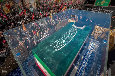 تشییع پیکر مطهر رهبر شهید در نجف اشرف