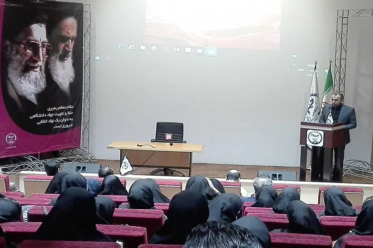 نماد امام حسین(ع) تنها عزاداری نیست/ لزوم تفكر عقلانی بر فلسفه قیام امام