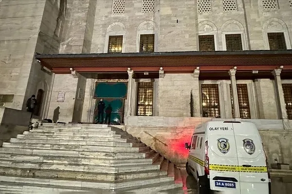 Fatih Camisi'ndeki bıçaklı saldırıyı gerçekleştiren sanığa 34,5 yıla kadar hapis istemi
