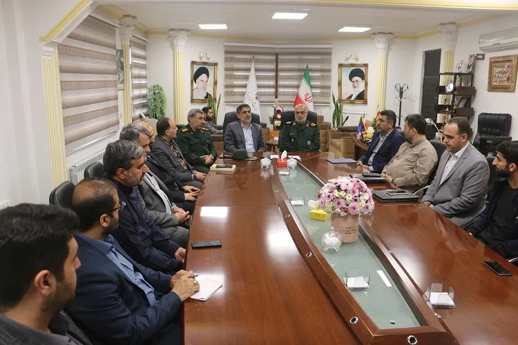 معلمان زیربناهای فرهنگی و اجتماعی جوامع را می‌سازند