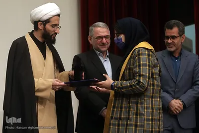 آئین تجلیل از پژوهشگران برگزیده آموزش و پرورش