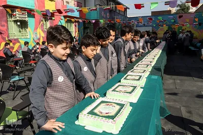 پخت کیک 14 متری به مناسبت میلاد امام حسین(ع) در اهواز