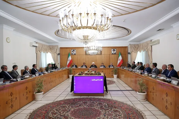باید با دنیا تعامل داشته باشیم/ دولت شنوای نقدهای دلسوزانه است