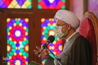 محفل انس با قرآن در مسجد نصیرالملک‎ شیراز