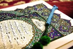 فلم | قاری عبدالباسط کی تقلید میں کرد و ترک قاری کا مقابلہ