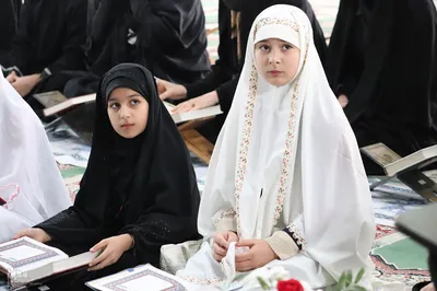 دهمین محفل انس با قرآن طرح شهید محمودی در ملایر
