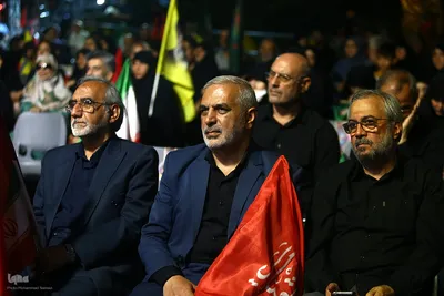 محفل انس با قرآن به منظور بزرگداشت رهبر شهید