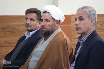دیدار جمعی از مربیان امور تربیتی ملایر با حجت الاسلام ارزنده، امام جمعه این شهرستان