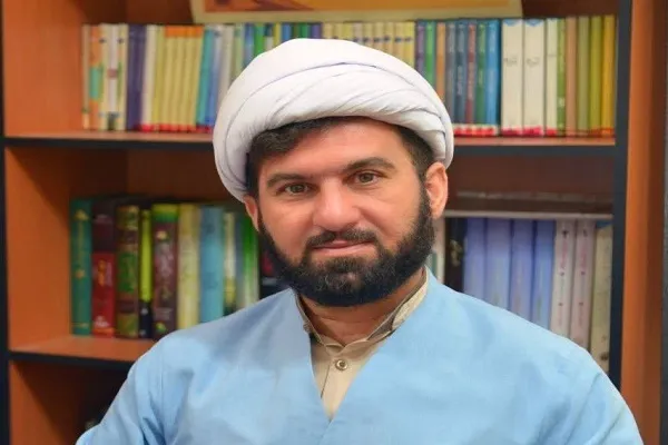 القای تقابل معنویت و دین در دنیای امروز