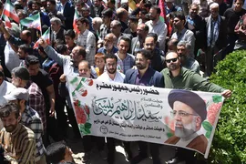 استقبال پرشور مردم سمنان از رئیس جمهور