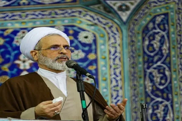 ایران هرگز در مدار تمدن غرب حرکت نمی‌کند