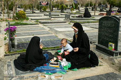 آخرین پنجشنبه سال کرونایی در بهشت زهرا
