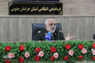نشست ارائه برنامه های نیروی انتظامی خراسان جنوبی