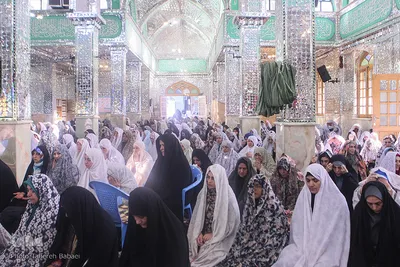نماز عیدسعید فطر درجوار حرم حضرت امامزاده حسن(ع)