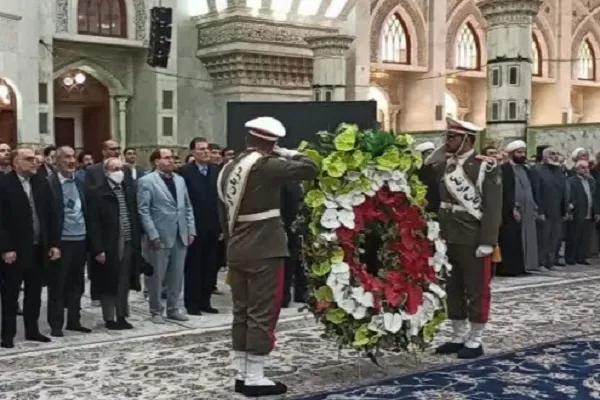 قرائت بیانیه دانشگاهیان در حرم امام خمینی(ره)