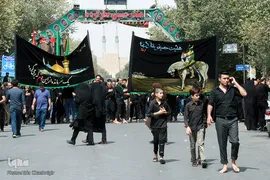 مراسم نخل گردانی در یزد