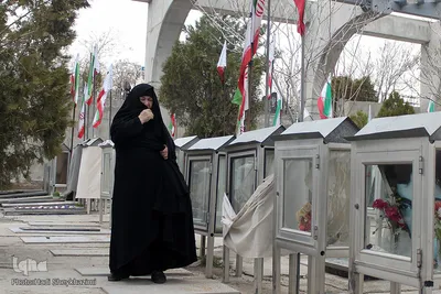 زیارت اهل قبور در آخرین پنج شنبه ی سال - تبریز