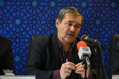 نشست خبری دانشگاه هنرهای اسلامی - ایرانی استاد فرشچیان