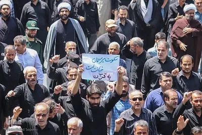 راهپیمایی نمازگزاران ملایری در محکومیت اهانت به قرآن