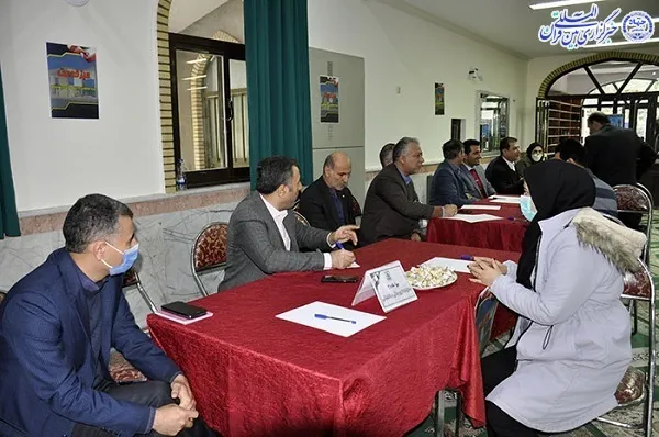 برگزاری میز خدمت هئیت رییسه دانشگاه مازندران ویژه دانشجویان