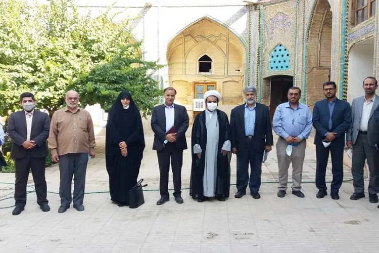 کارگزاران درگیر تشریفات نباشند / متولی واحد امور فرهنگی نداریم