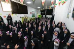 آیین استقبال از پیکر شهید گمنام در دبستان کمائی اصفهان
