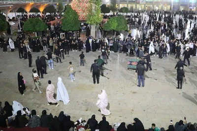 شب عاشورای حسینی در حرم شاهچراغ(ع)