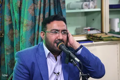 کرسی تلاوت مجمع قاریان و حافظان قرآن یزد‎