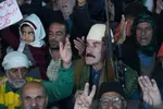 چهل و پنجمین شب بیعت مردم بروجرد با سومین امام امت اسلامی