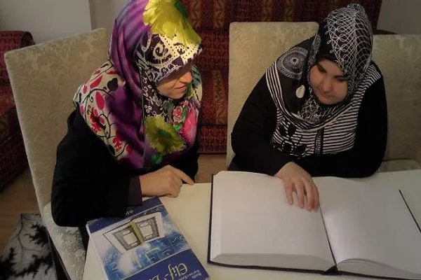 Kalp gözüyle Kur'an-ı Kerim öğreniyorlar