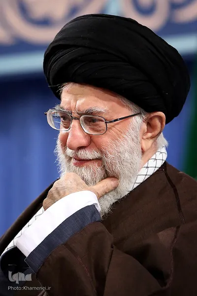 حضرت آیت الله خامنه ای، رهبر معظم انقلاب اسلامی